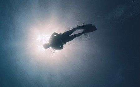 "Halo" - Taken on Cay Sal bank, Bahamas, July 2001, shoot... by Tom Dillon 