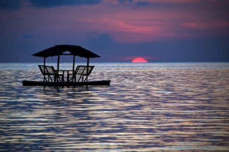 Empty seats to enjoy the sunset. This was taken in Sipala... by Steve De Neef 
