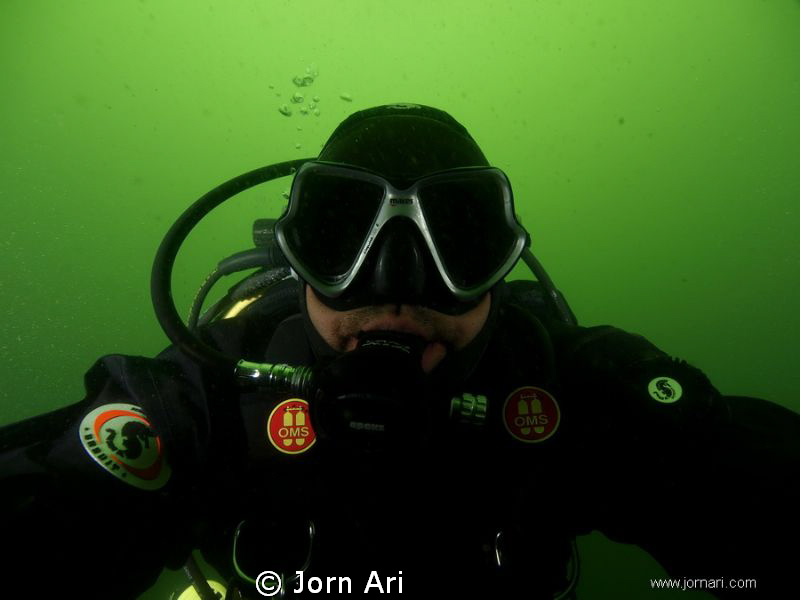 Selfportrait.
more photos: www.jornari.com 
 by Jorn Ari 