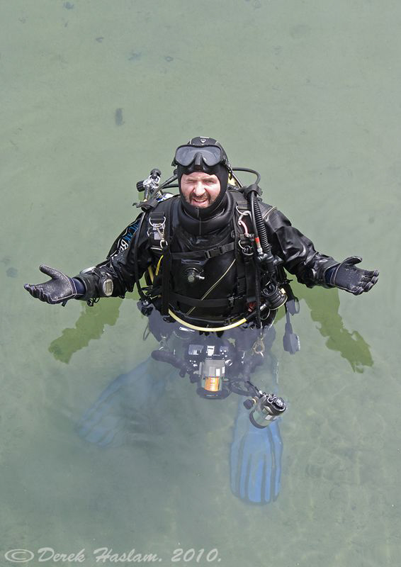 Mr T at Trefor pier. S5PRO, 18-200mm. by Derek Haslam 