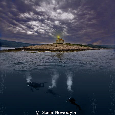 ... They were tired, cold, hungry... found no treasure th... by Gosia Nowodyla 
