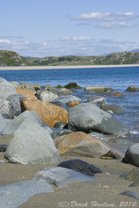 Criccieth beach. S5PRO, 18-200mm. by Derek Haslam 