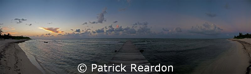 Nice way to end a day of diving and underwater photograph... by Patrick Reardon 