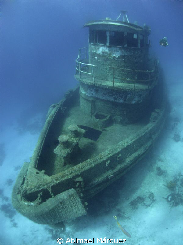 The Wreck and Evelio by Abimael Márquez 