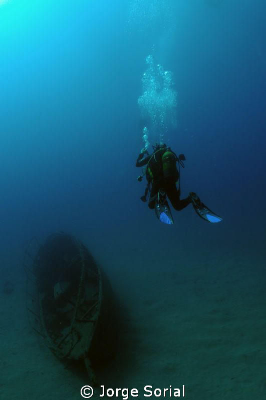 Estoril wreck in Las Galletas, Tenerife, Canary Islands. by Jorge Sorial 