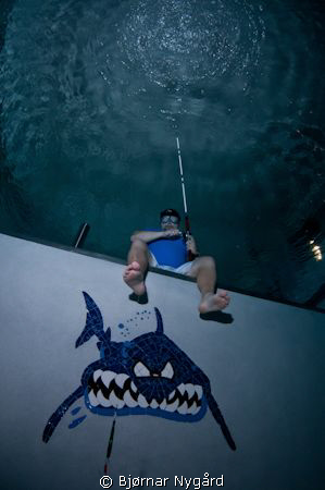 Pool fishing by Bjørnar Nygård 