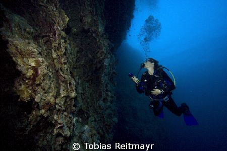 Christine exploring, outside Blue Hole, Dahab. Canon EOS ... by Tobias Reitmayr 