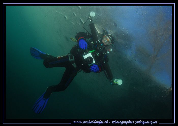This week-end dive with buddy Raoul. Hé merci... C'était ... by Michel Lonfat 