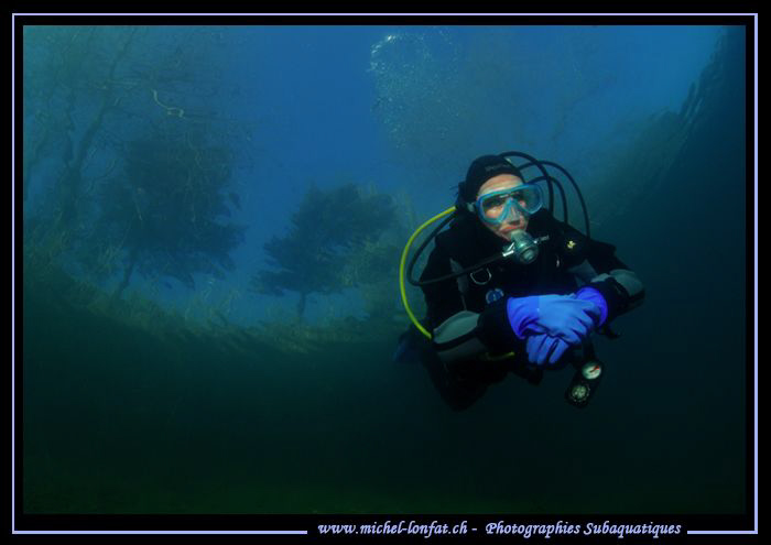 This week-end dive... Que du bonheur.. :O)... by Michel Lonfat 