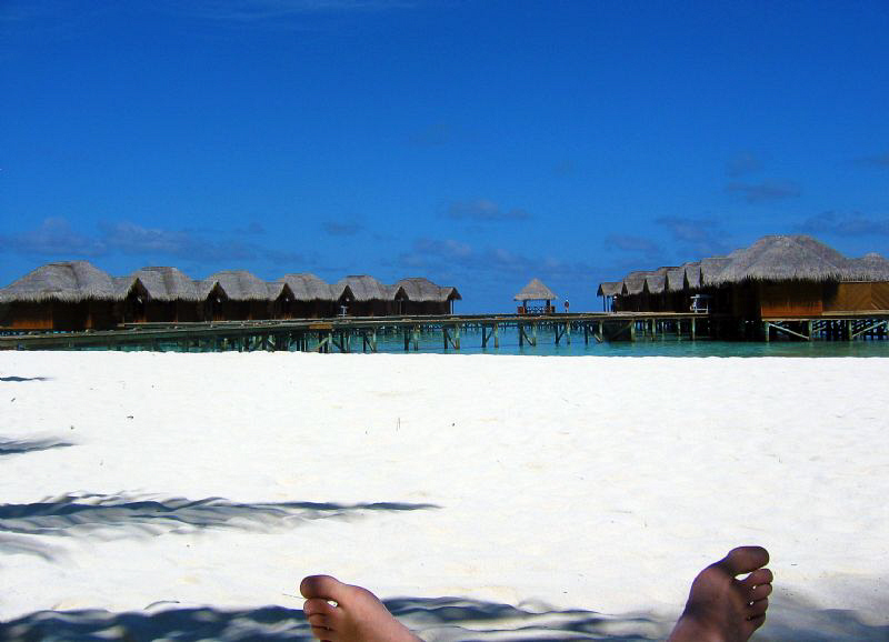 A paradise named "The Maldives" . Whish I could be there ... by Rico Besserdich 