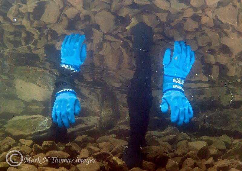 Dry gloves.
Eccleston Delph - Feb 2011. by Mark Thomas 