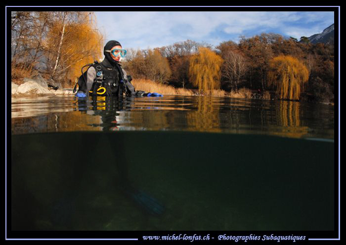 Ready to dive... Que du bonheur... :O)... by Michel Lonfat 