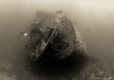 -Thistlegorm-
 by Reinhard Arndt 