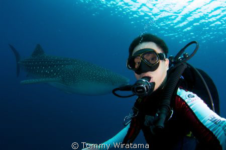 Almost kissed! by Tommy Wiratama 