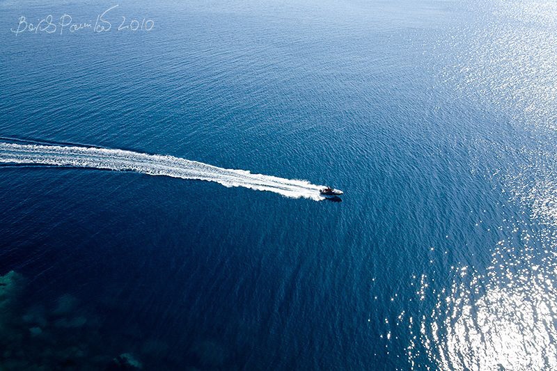 cutting waves by Boris Pamikov 