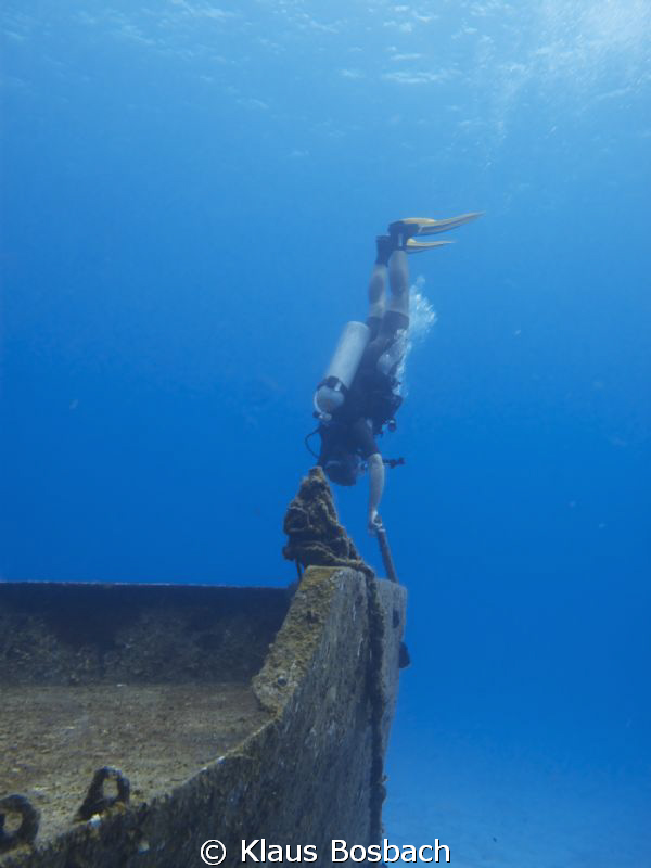 Titanik NOT, sunken ship in Cozumel by Klaus Bosbach 