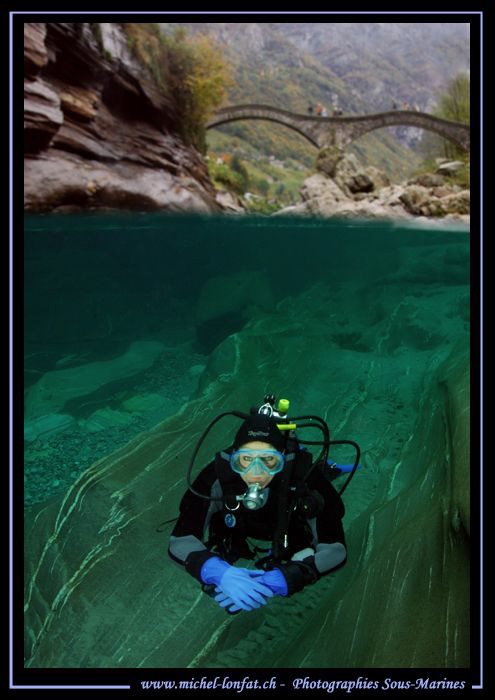 Diving the Verzasca River in Switzerland... Que du bonheu... by Michel Lonfat 