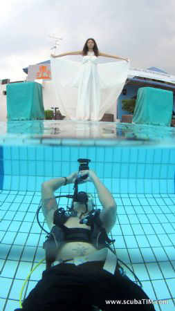 Wedding photographer at work...canon powershot s95 by Tim Ho 