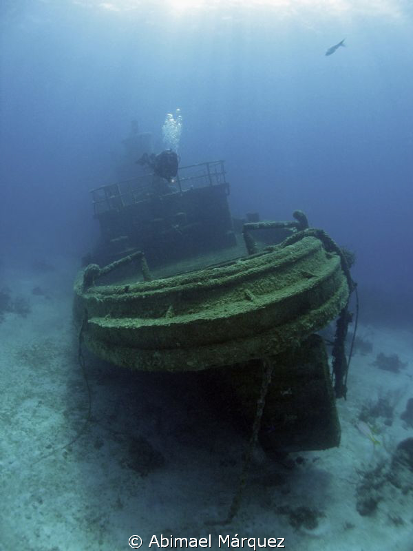 The Wreck by Abimael Márquez 