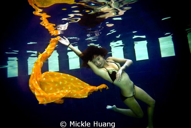 DANCE by Mickle Huang 