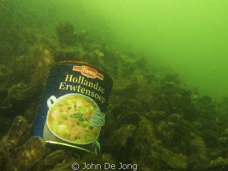 Some month's ago I found the secret of the green colour o... by John De Jong 