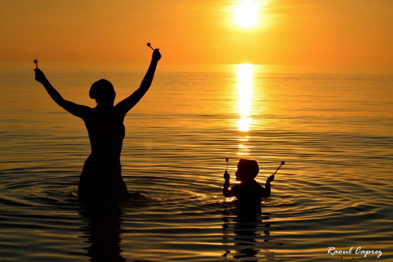 Sun dance ! by Raoul Caprez 