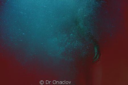 onacloV is a visual artist, trained at the ANU School of ... by Dr Onaclov 