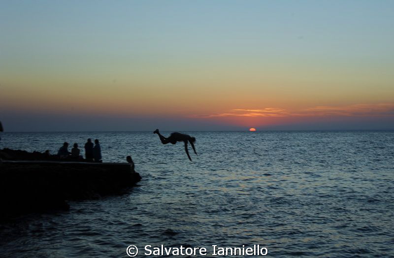 Che tuffo by Salvatore Ianniello 
