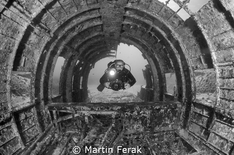 Who is flying now? by Martin Ferak 