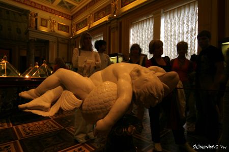 The story told by the guide at the Hermitage Museum in St... by Dan Ashkenasi 