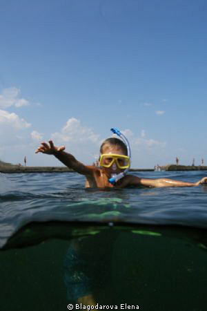 The frogman.
This young man wanted to have a dive and he... by Blagodarova Elena 