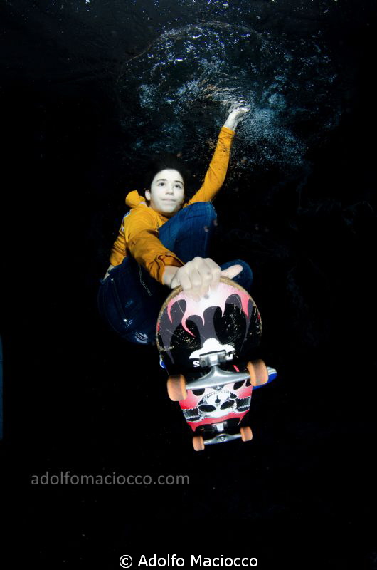 Skating tricks by Adolfo Maciocco 