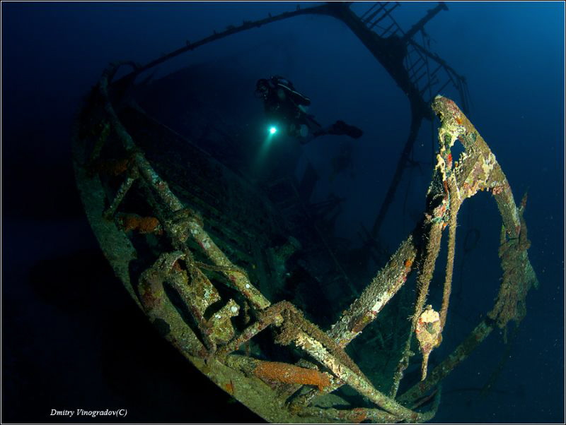 Uncn. wreck by Dmitry Vinogradov 