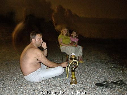 WITHOUT PHOTOSHOP!
They are waiting for night diver. Who... by Blagodarova Elena 
