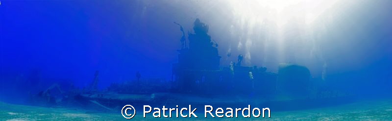 Panorama, stitched together from 9 or 10 shots, of my fam... by Patrick Reardon 