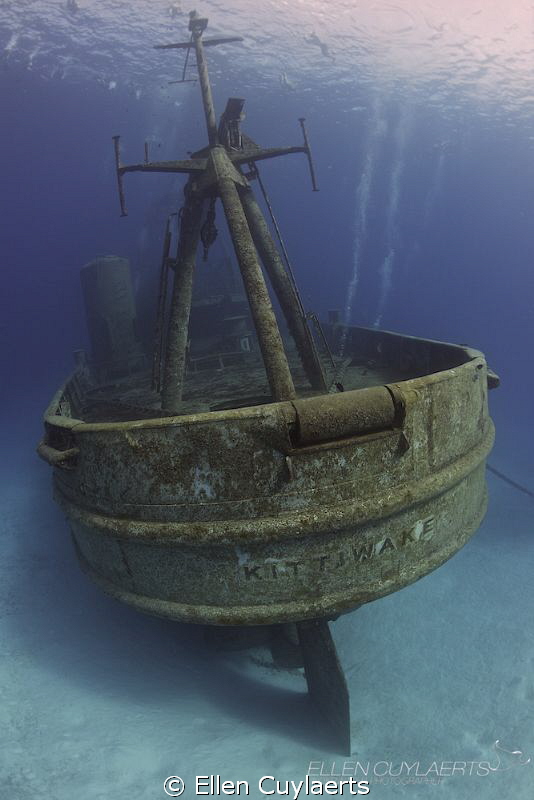 Stern shot Ex-USS Kittiwake, after 2.5 years on the white... by Ellen Cuylaerts 