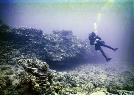My Drift Diving instructor drift diving during the drift ... by Robert Fleckenstein 