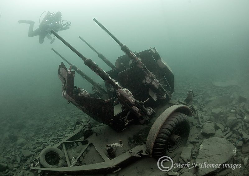 AA guns in the Delph. by Mark Thomas 