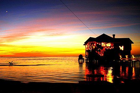 roatan, honduras. december 30 sunset,my last one of the y... by Shawn Jackson 